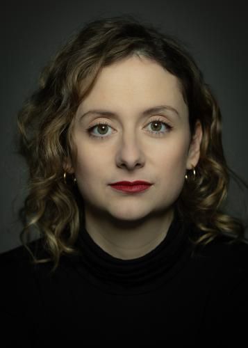 Alexandra Zykunov liest aus "Aber patriarchale Kackscheiße darf man schon sagen, oder?"